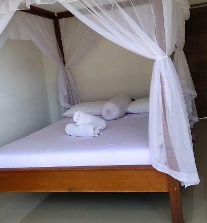 Warung Jemeluk & Home Stay アメッド エクステリア 写真