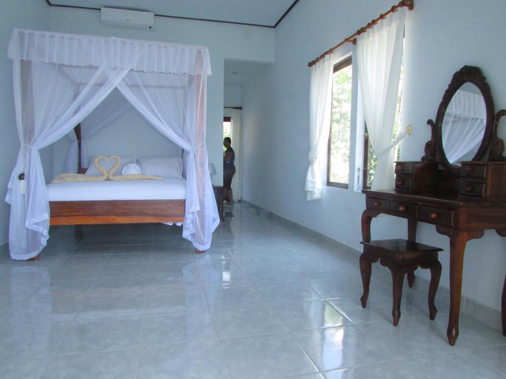 Warung Jemeluk & Home Stay アメッド エクステリア 写真