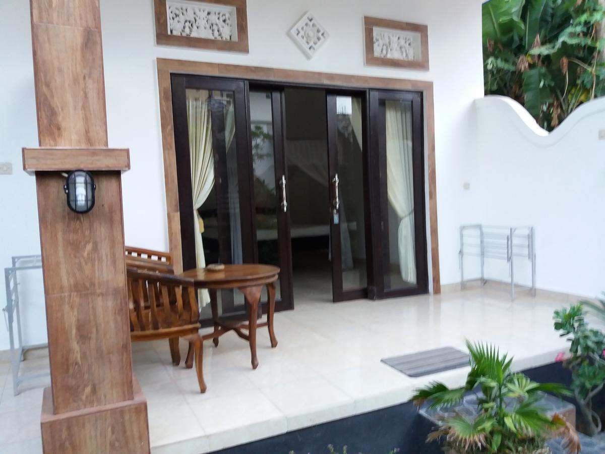 Warung Jemeluk & Home Stay アメッド エクステリア 写真