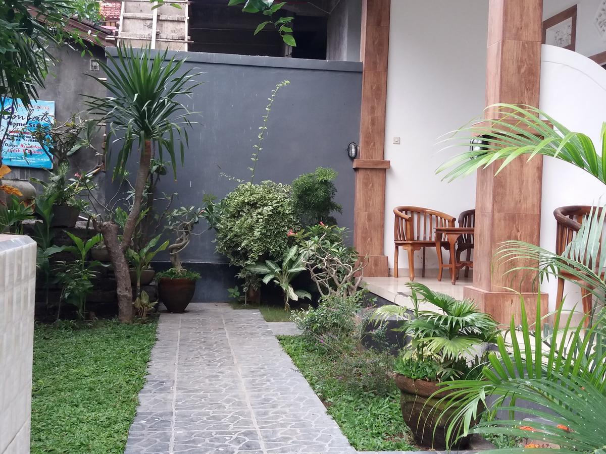 Warung Jemeluk & Home Stay アメッド エクステリア 写真