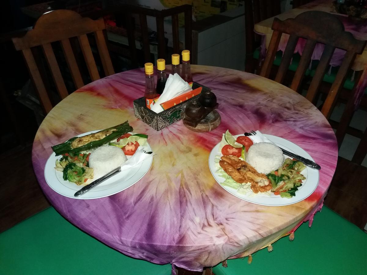 Warung Jemeluk & Home Stay アメッド エクステリア 写真